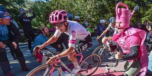 GIRO’25 Stage 16: Stage for Scaroni – Carapaz Blasts the GC